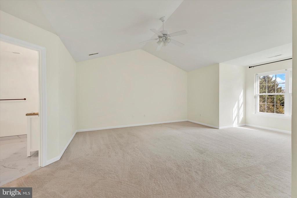 1590 CHAPMAN ROAD