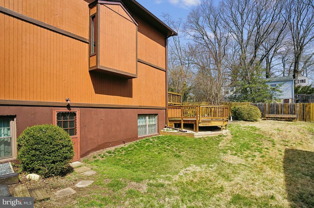1737 RIDGELY ROAD
