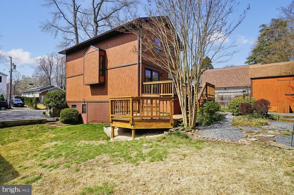 1737 RIDGELY ROAD