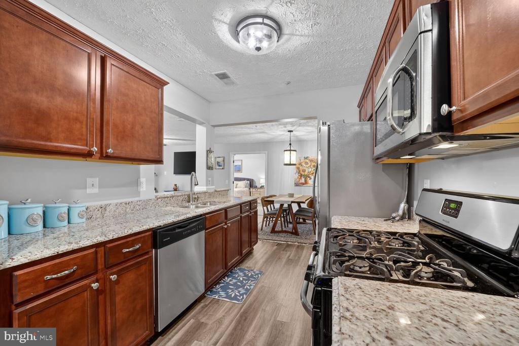603 BURTONS COVE WAY 3
