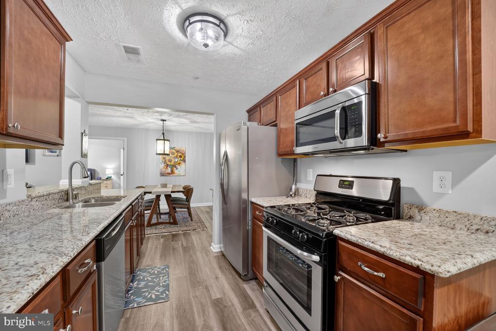 603 BURTONS COVE WAY 3