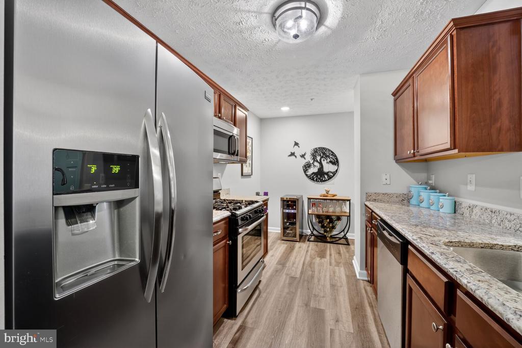 603 BURTONS COVE WAY 3