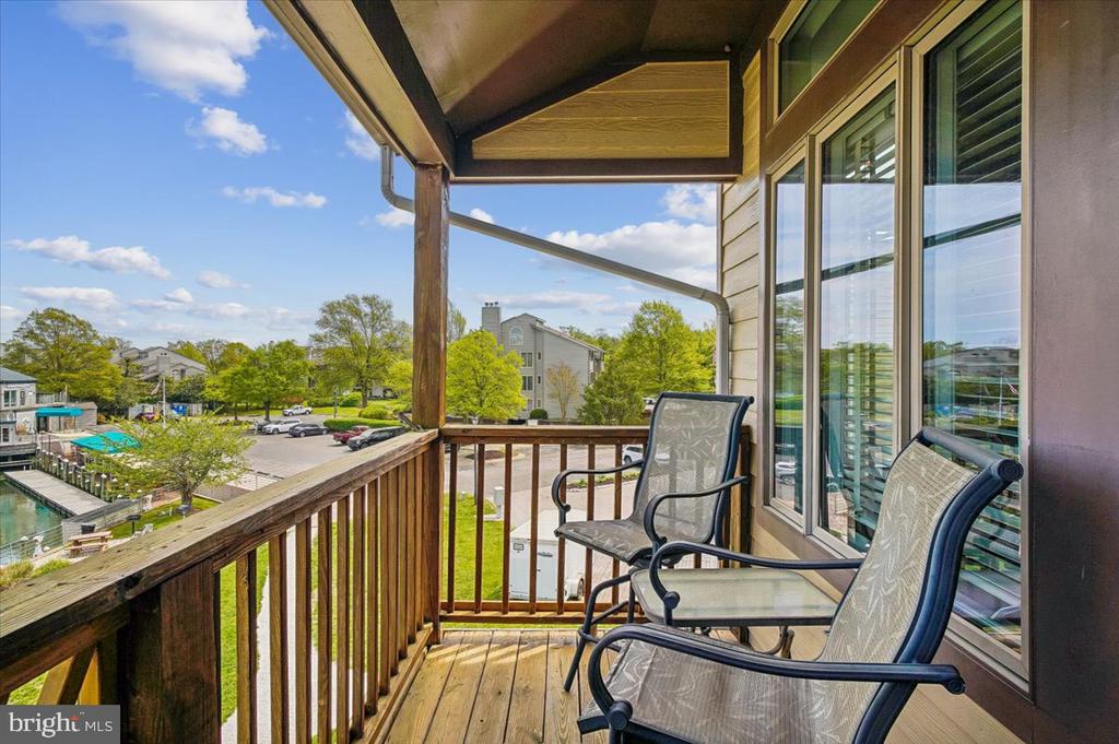 7001 CLINTON COURT 7B
