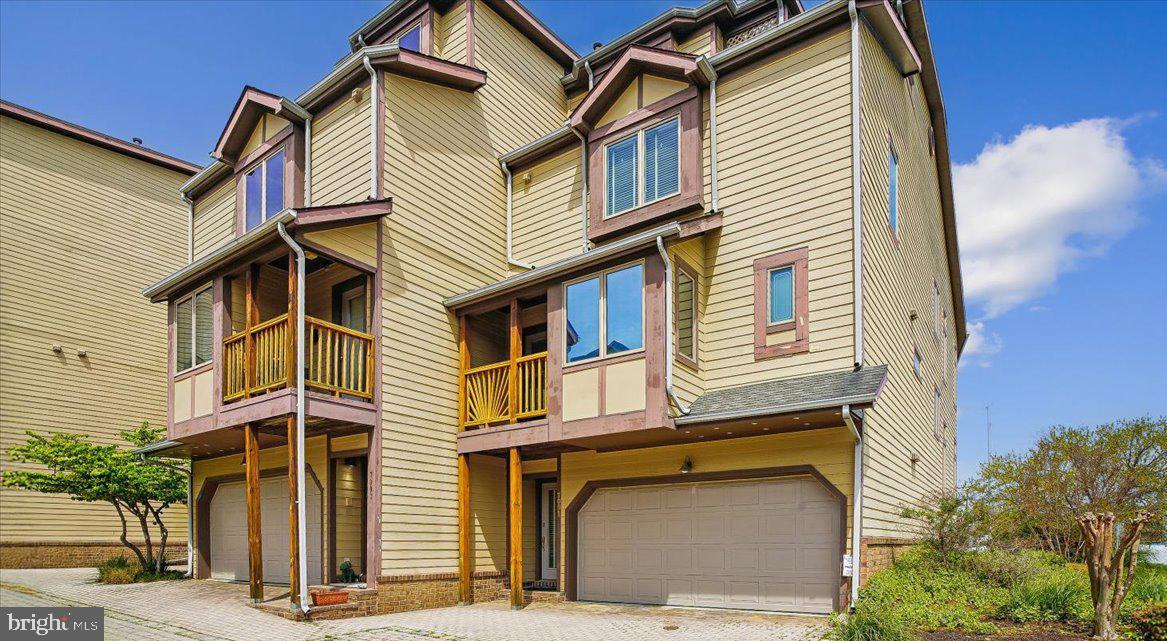 7001 CLINTON COURT 7B