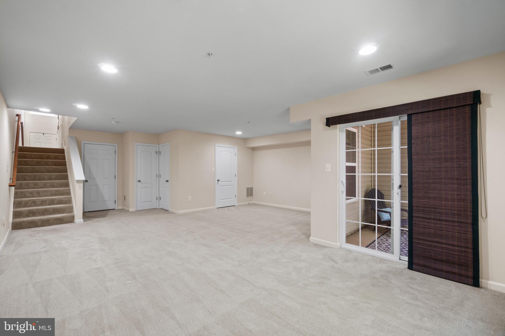722 HIDDEN OAK