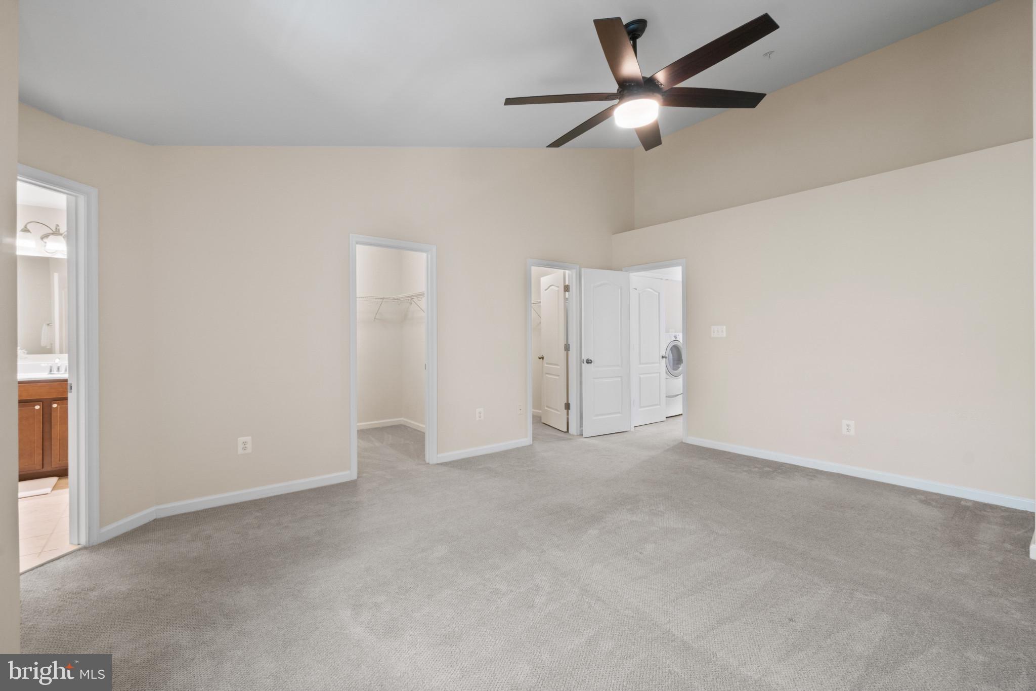 722 HIDDEN OAK