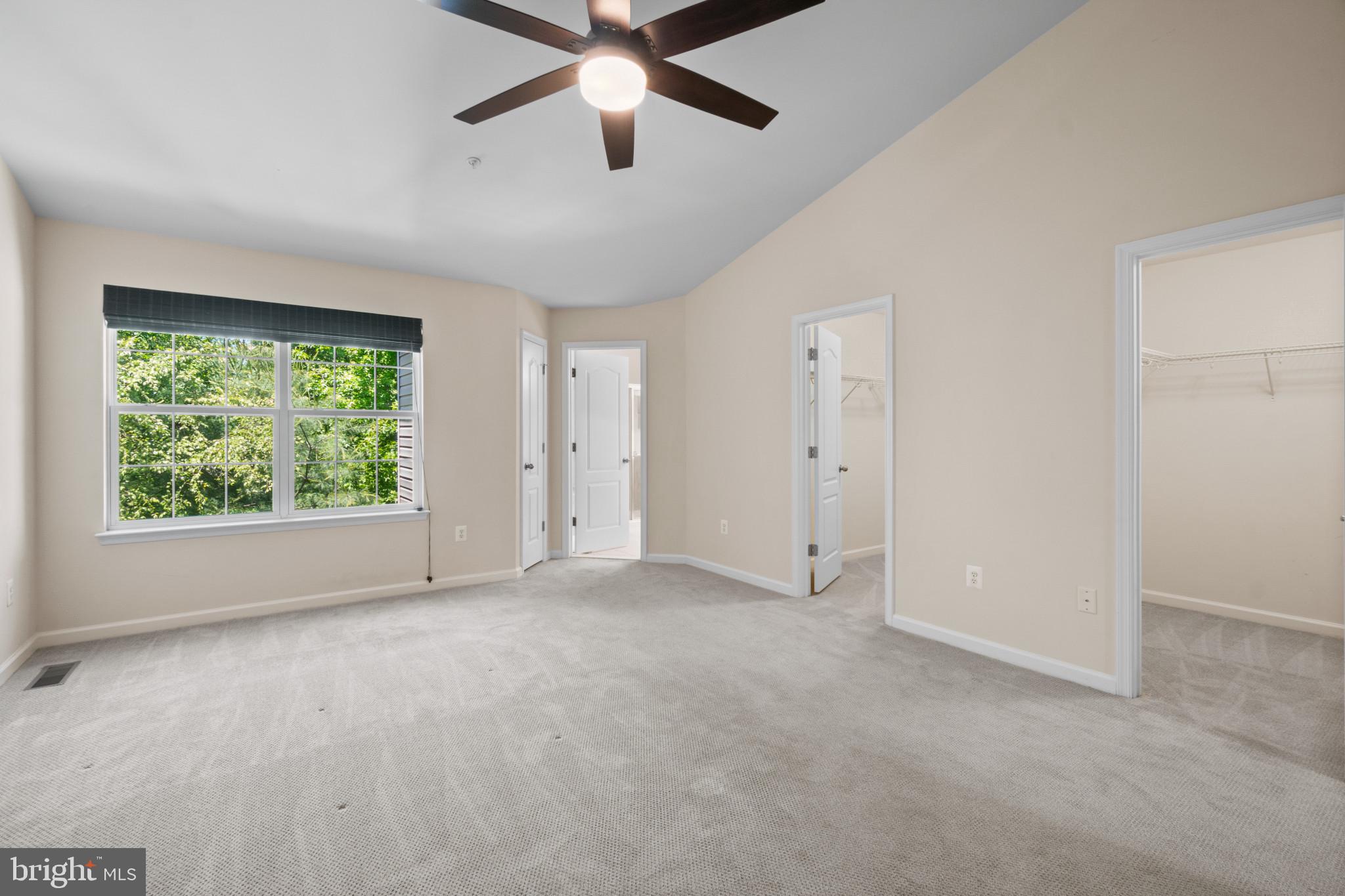 722 HIDDEN OAK