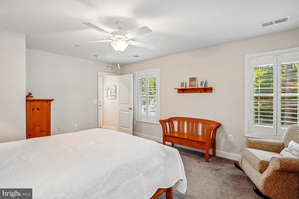 1613 LEE DRIVE