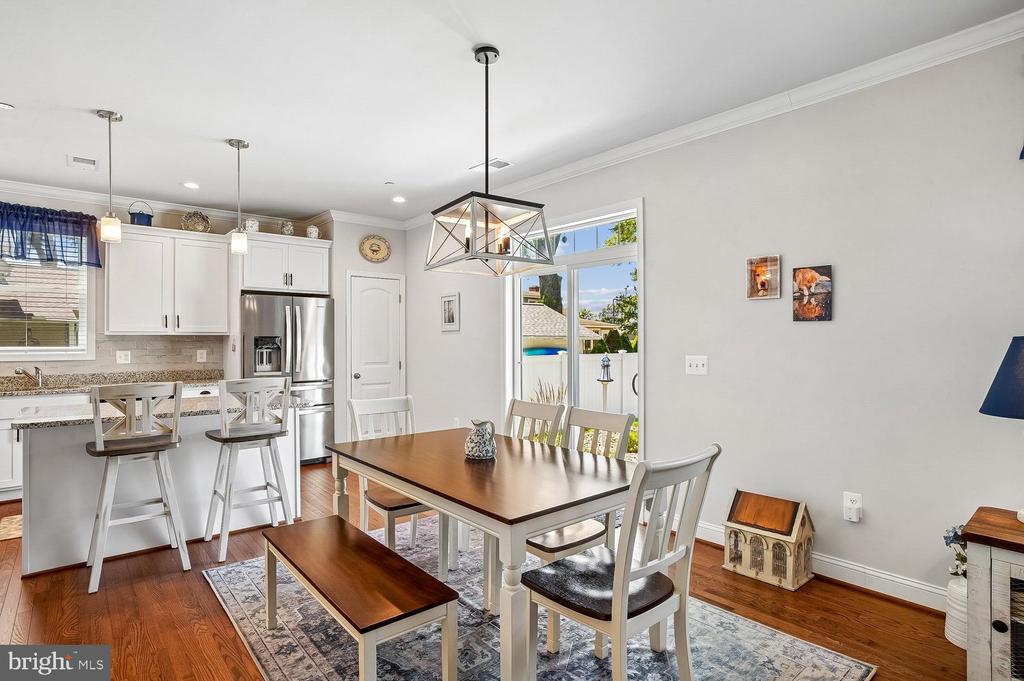 1613 LEE DRIVE