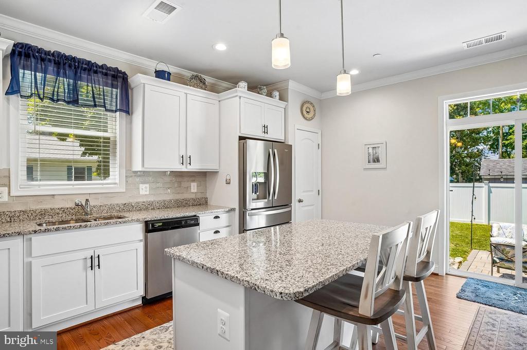 1613 LEE DRIVE