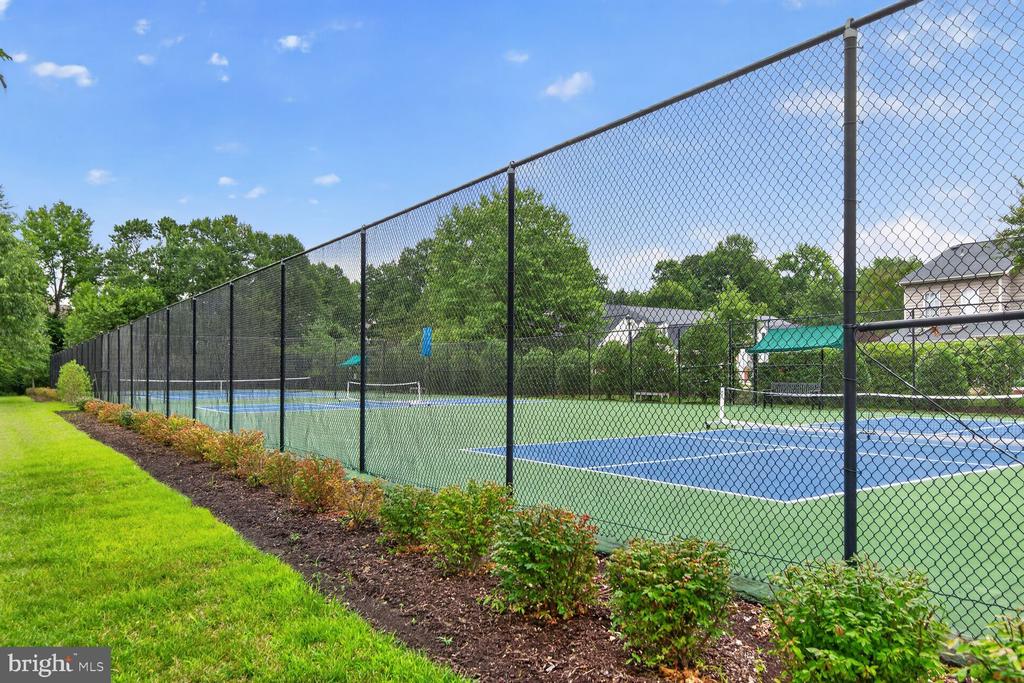 420 HAMLET CLUB DRIVE Unit: 304