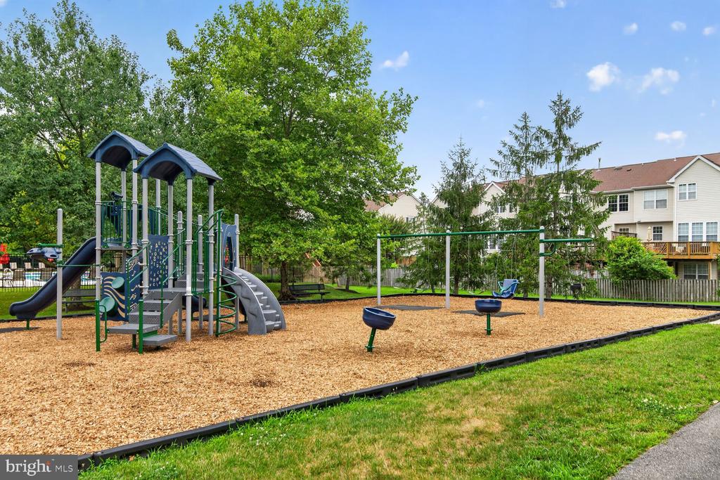 420 HAMLET CLUB DRIVE Unit: 304