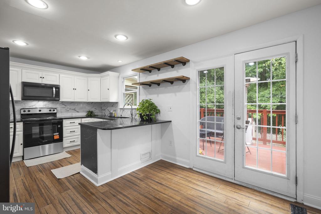 1424 FOXWOOD COURT