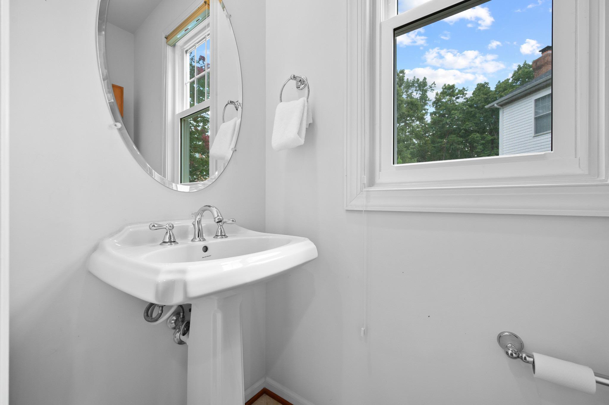 1702 JONAFREE COURT