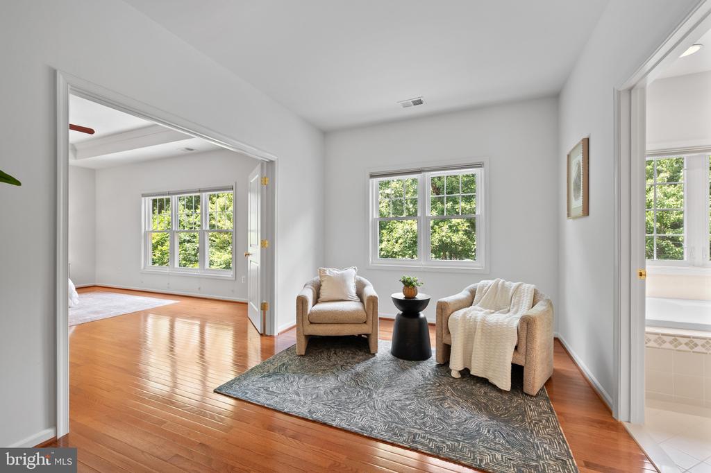 1702 JONAFREE COURT