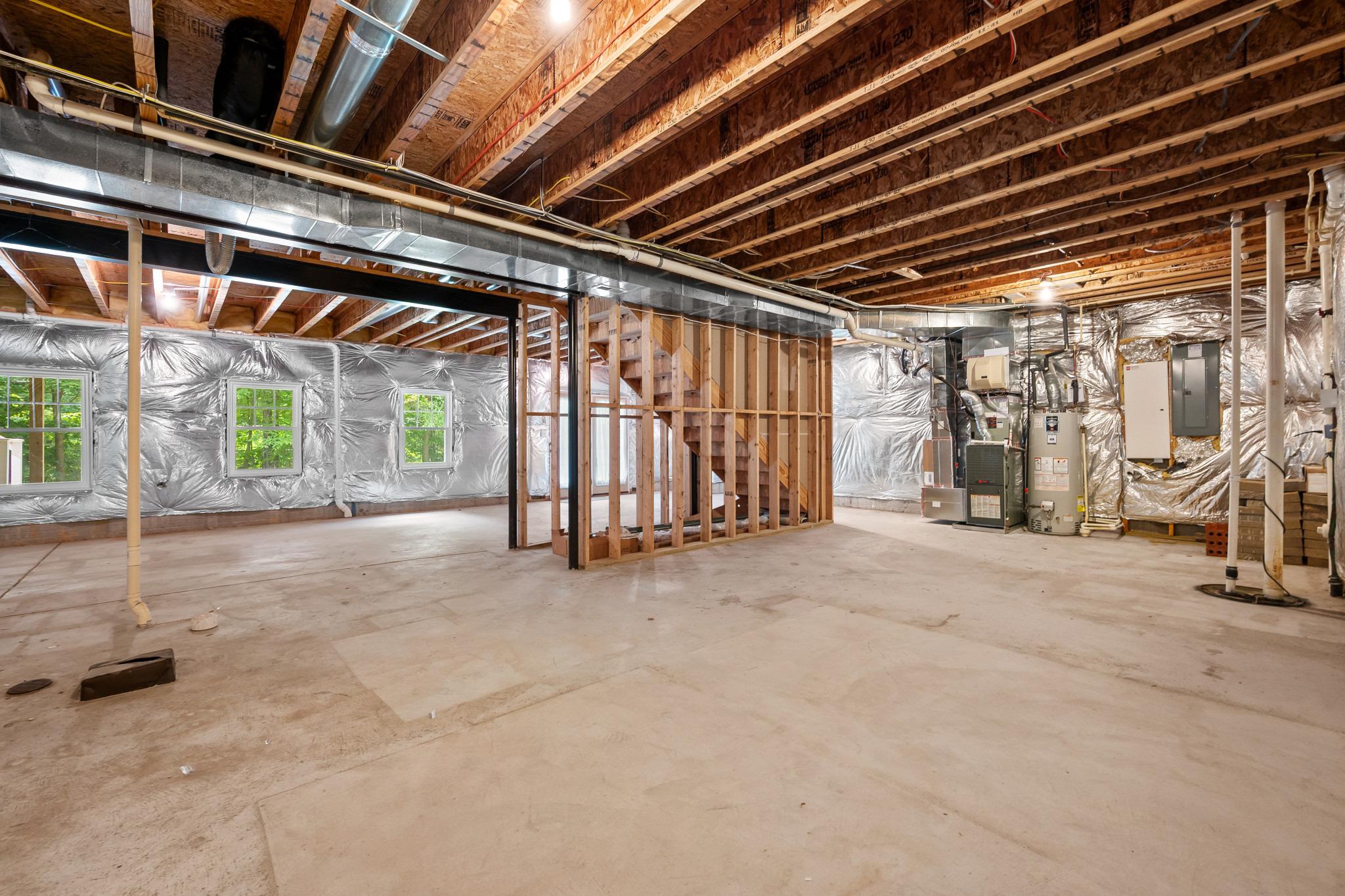 1702 JONAFREE COURT