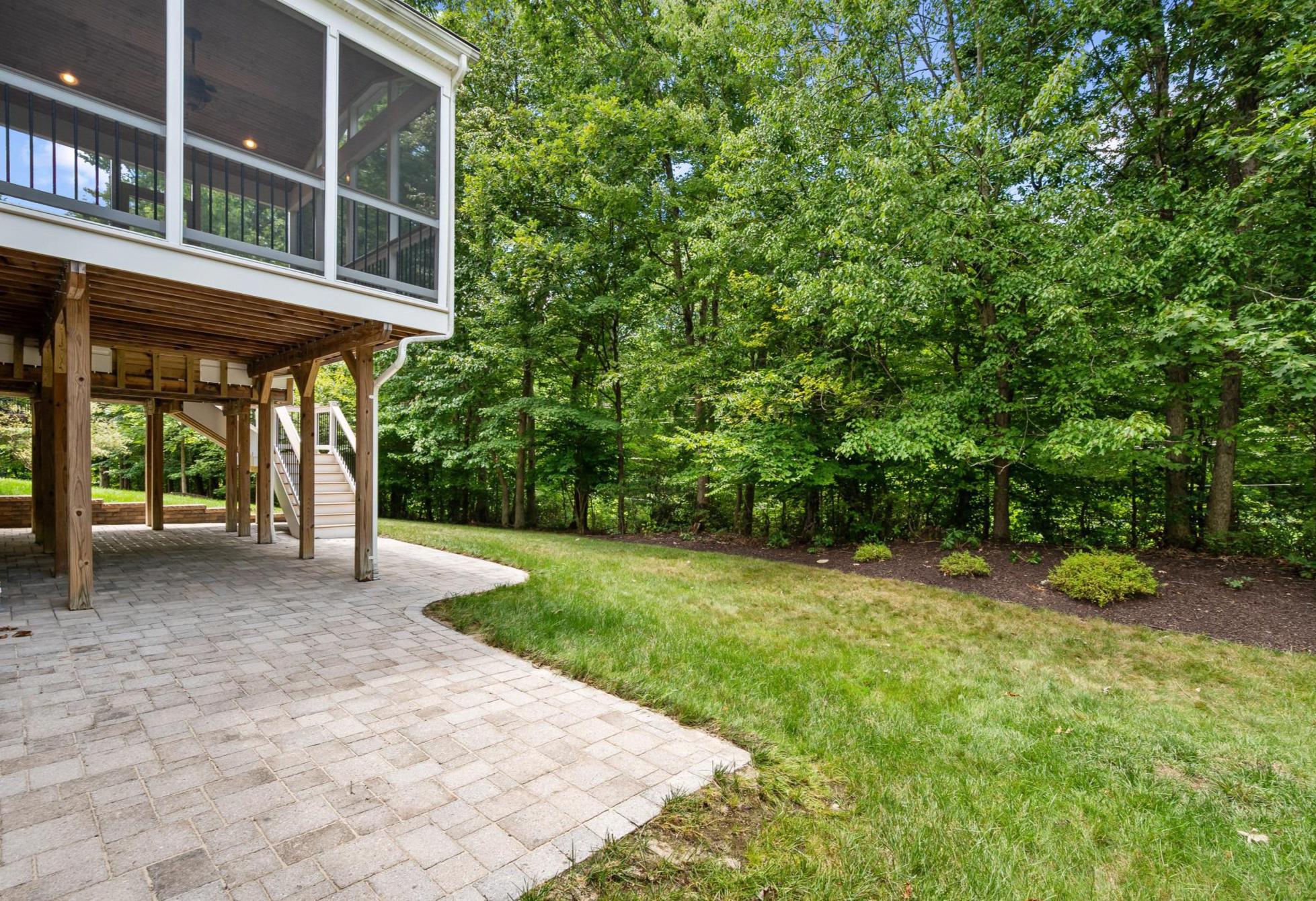 1702 JONAFREE COURT