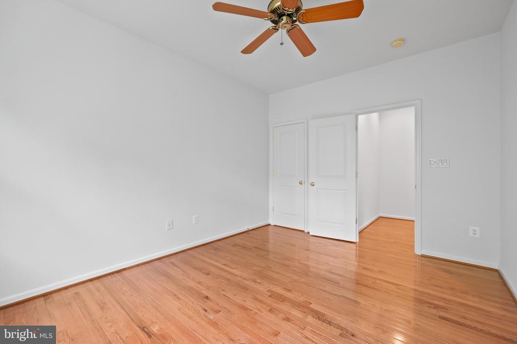1702 JONAFREE COURT