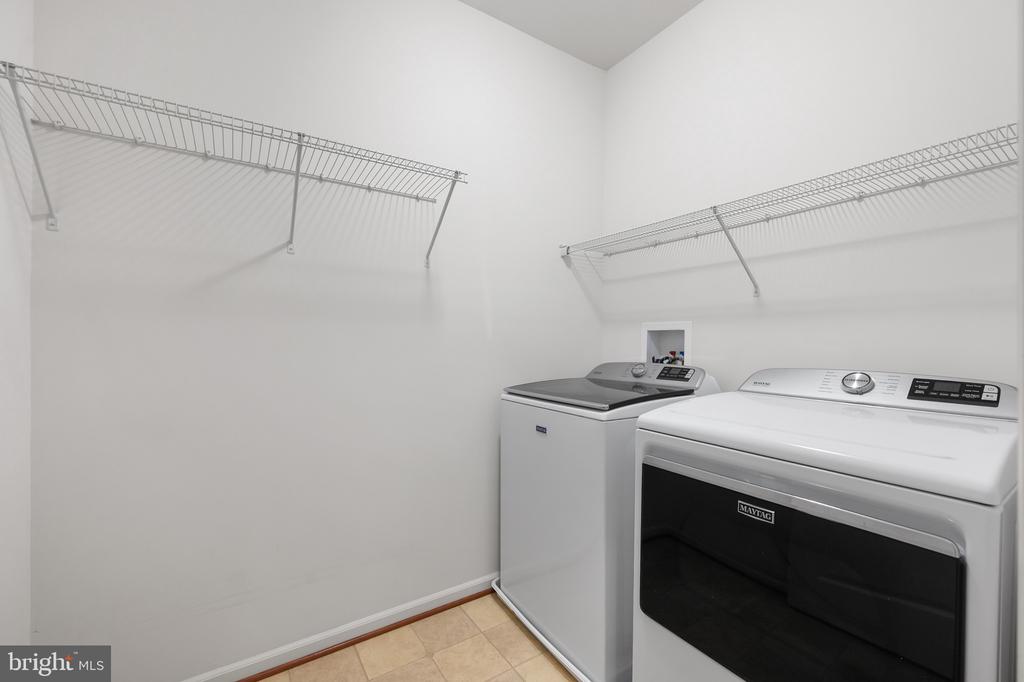 1702 JONAFREE COURT