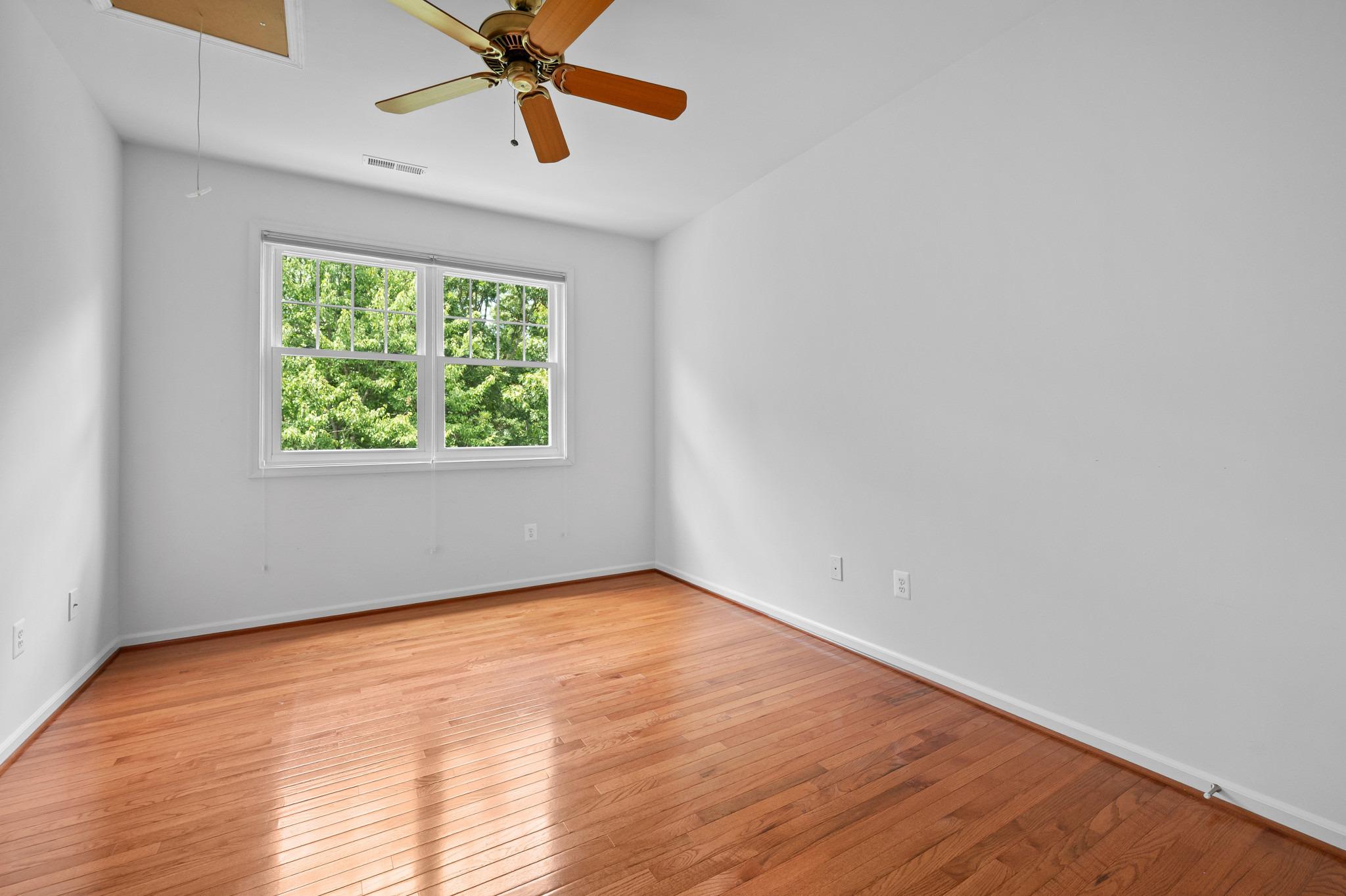1702 JONAFREE COURT