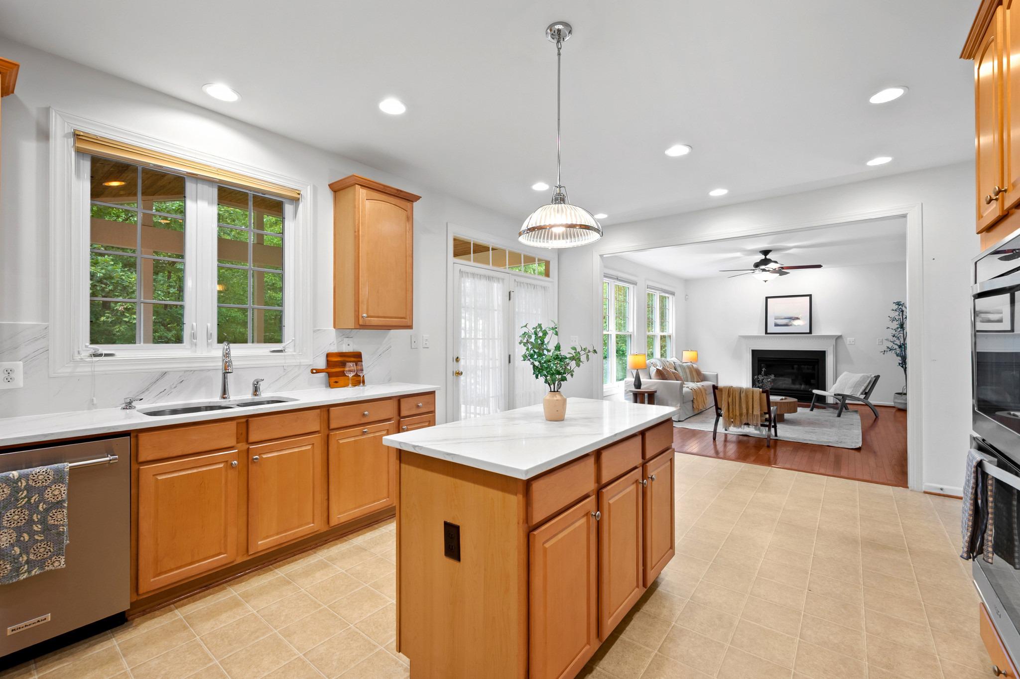 1702 JONAFREE COURT