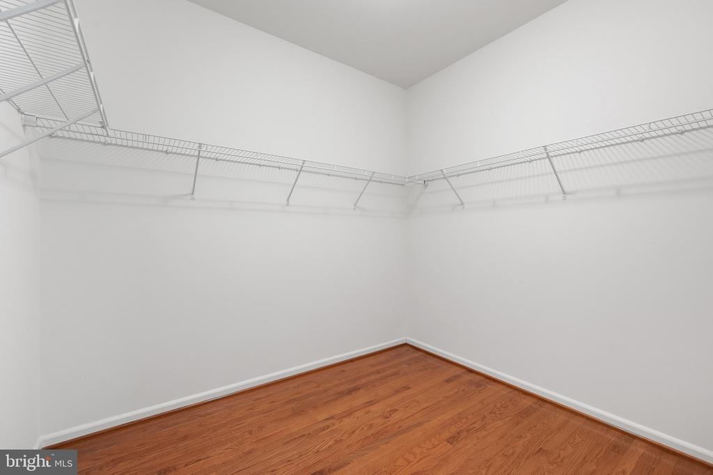 1702 JONAFREE COURT