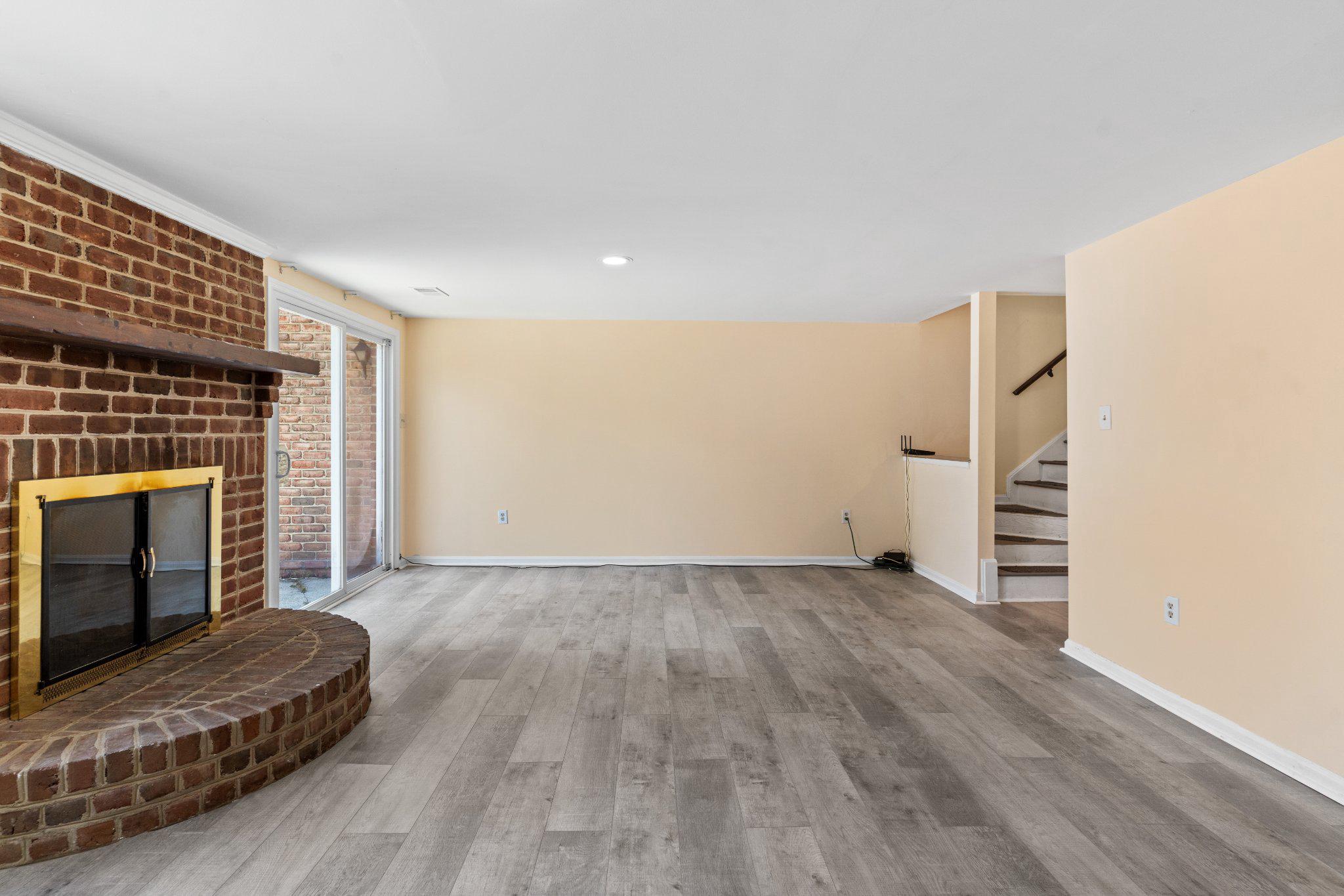 1159 JEFFREY DRIVE