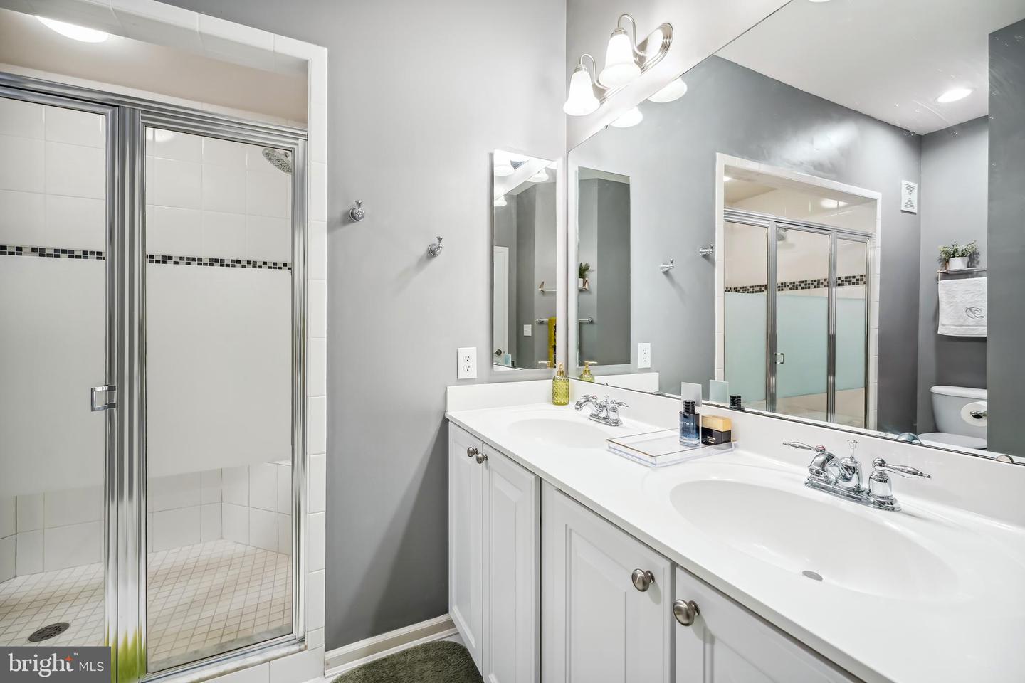 2330 Forest Ridge Ter #7