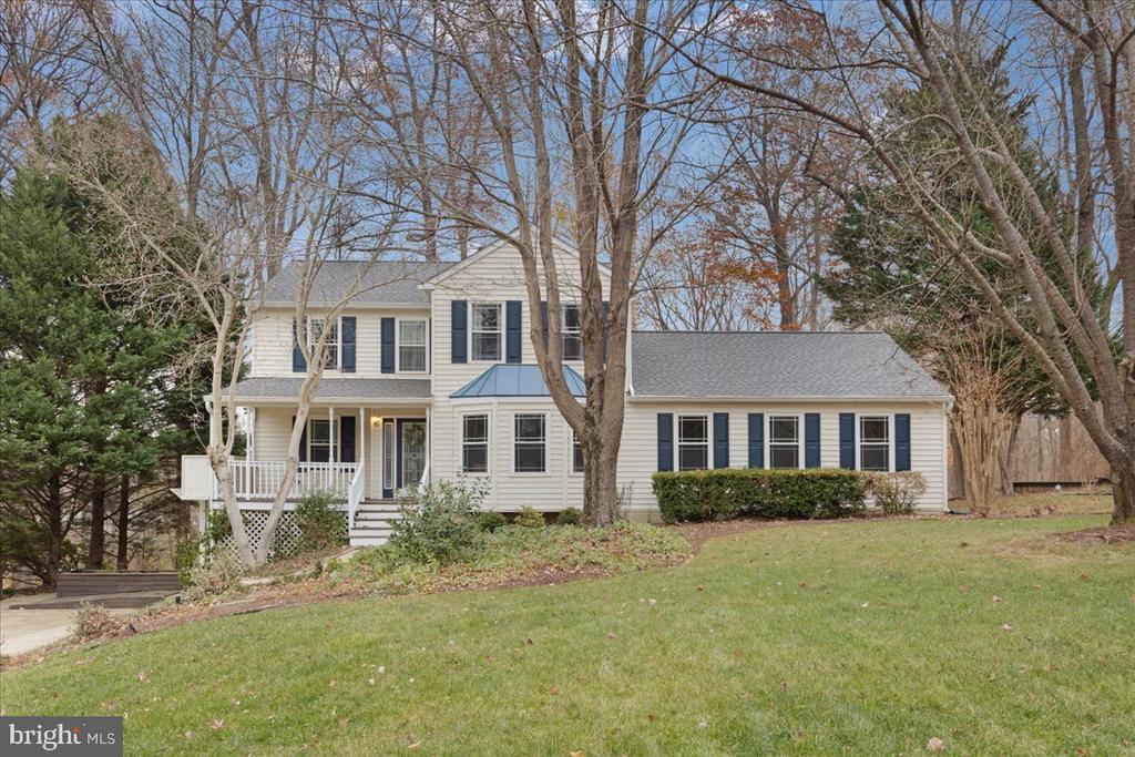 7607 I St