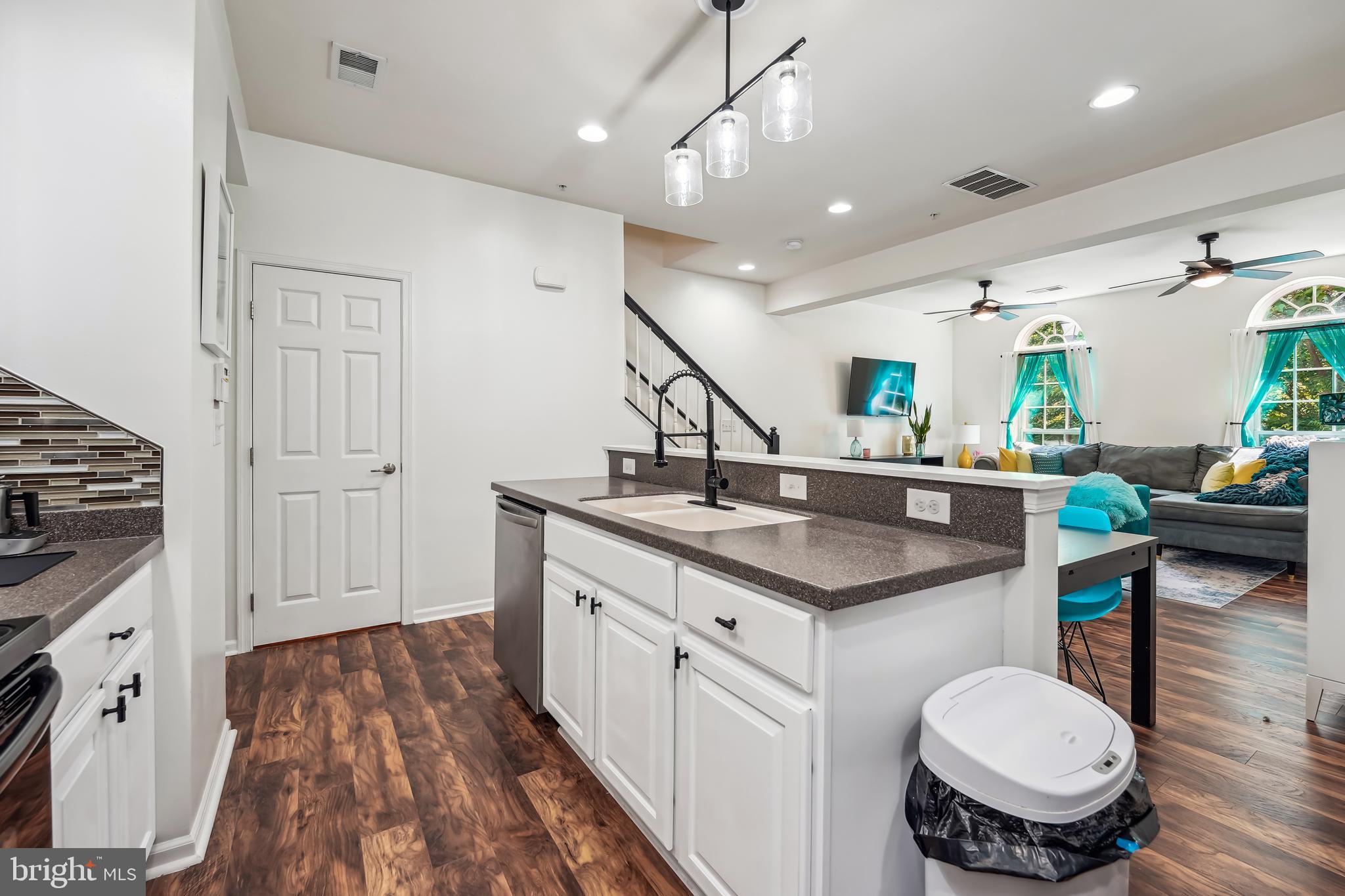 2330 FOREST RIDGE TERRACE 7