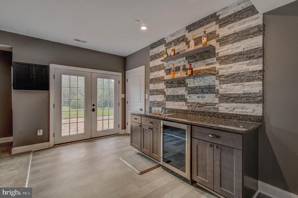 3188 HUNTSMAN DRIVE