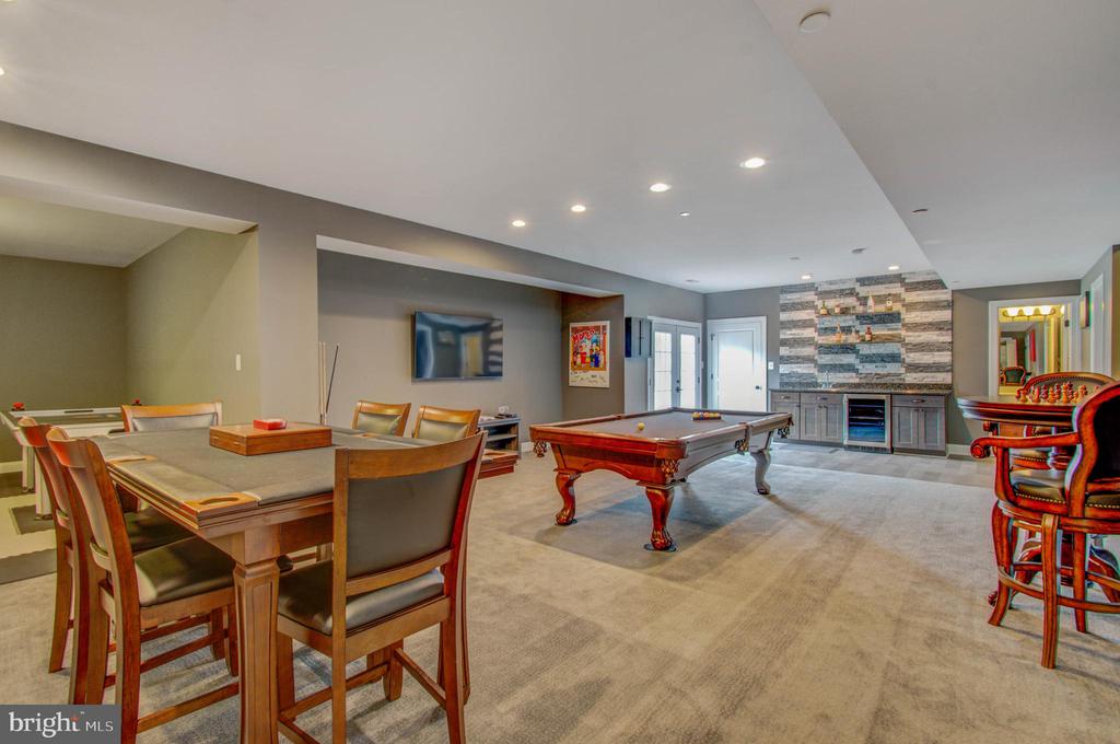 3188 HUNTSMAN DRIVE