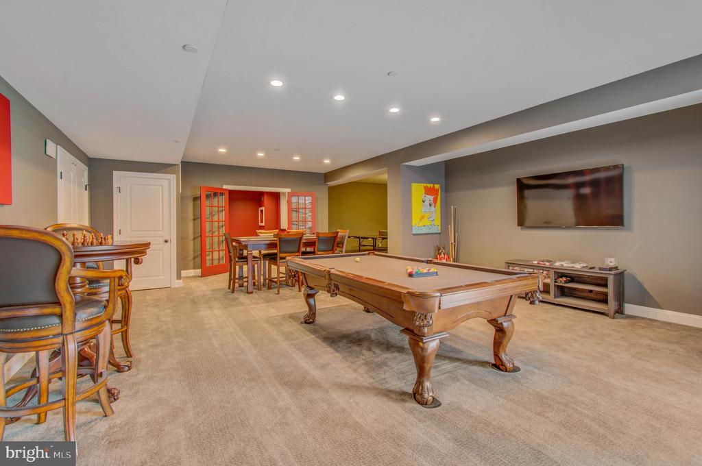 3188 HUNTSMAN DRIVE