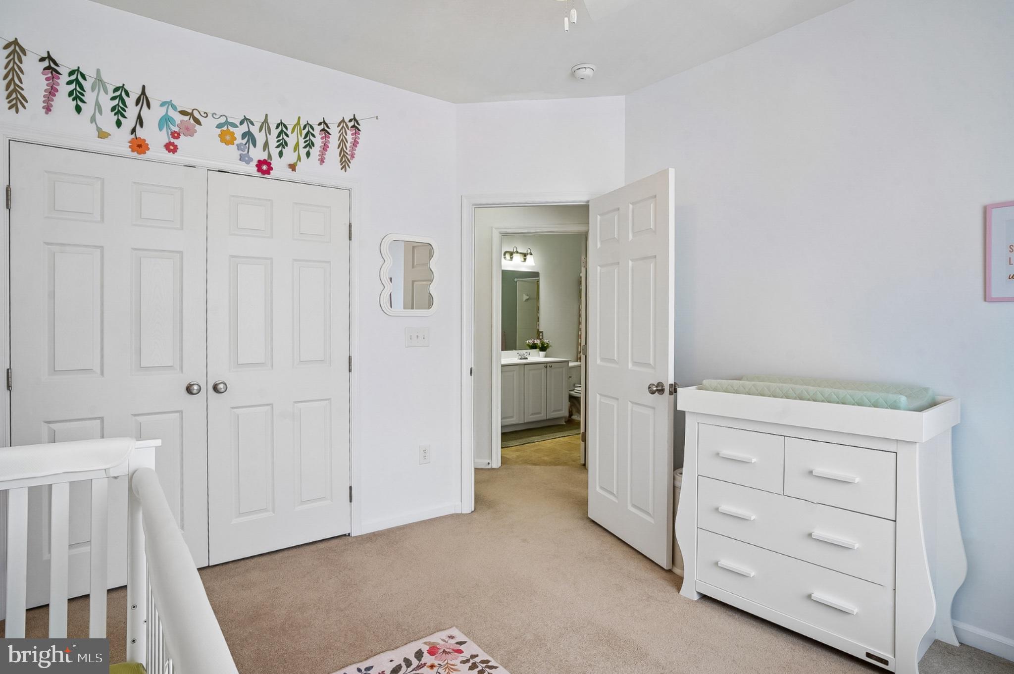 2243 IVY LANE 8