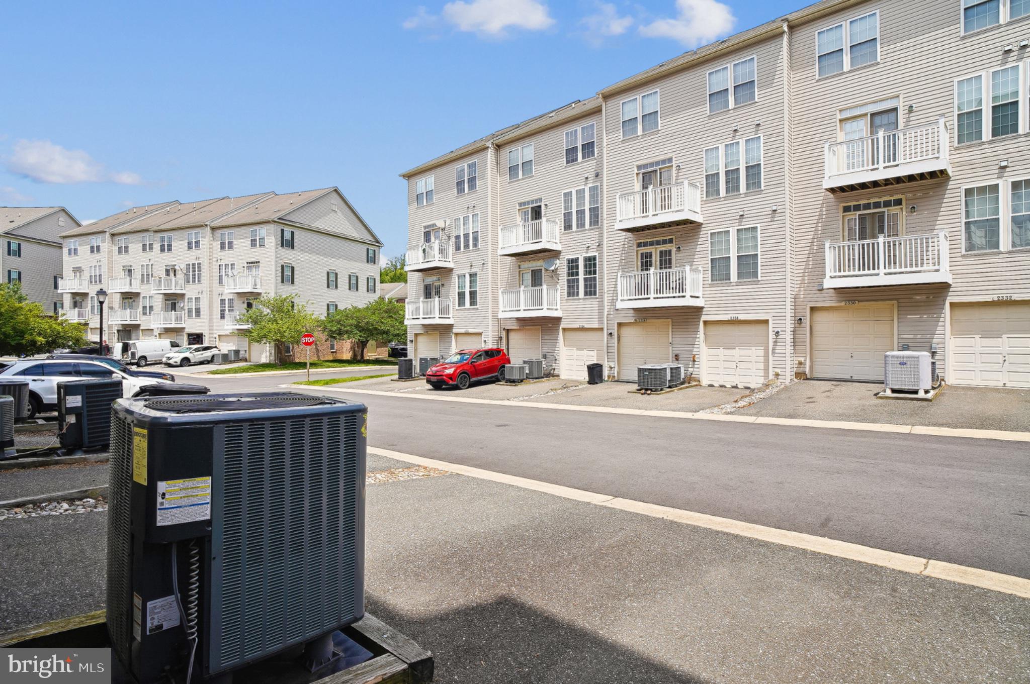 2243 IVY LANE 8
