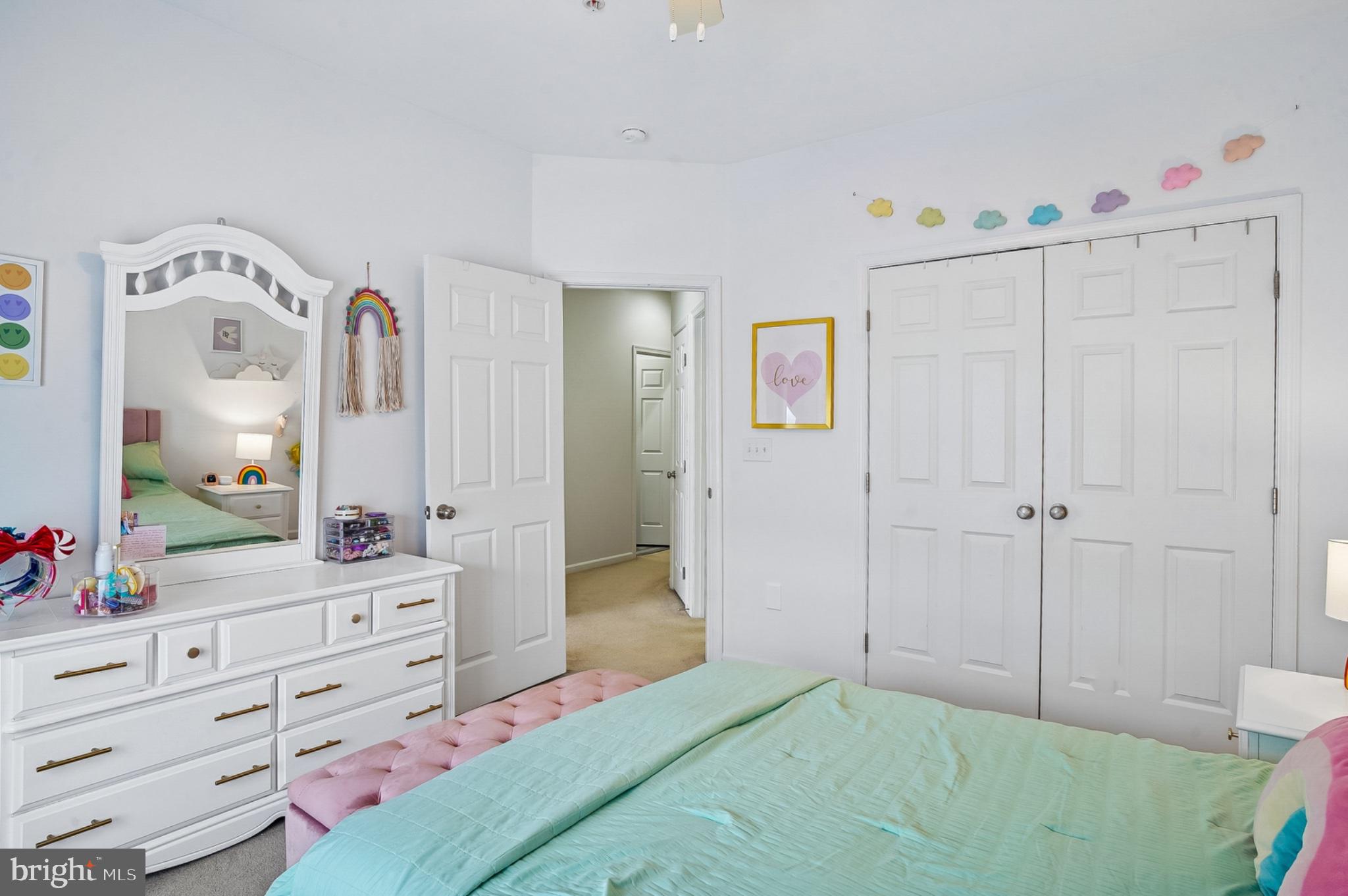 2243 IVY LANE 8