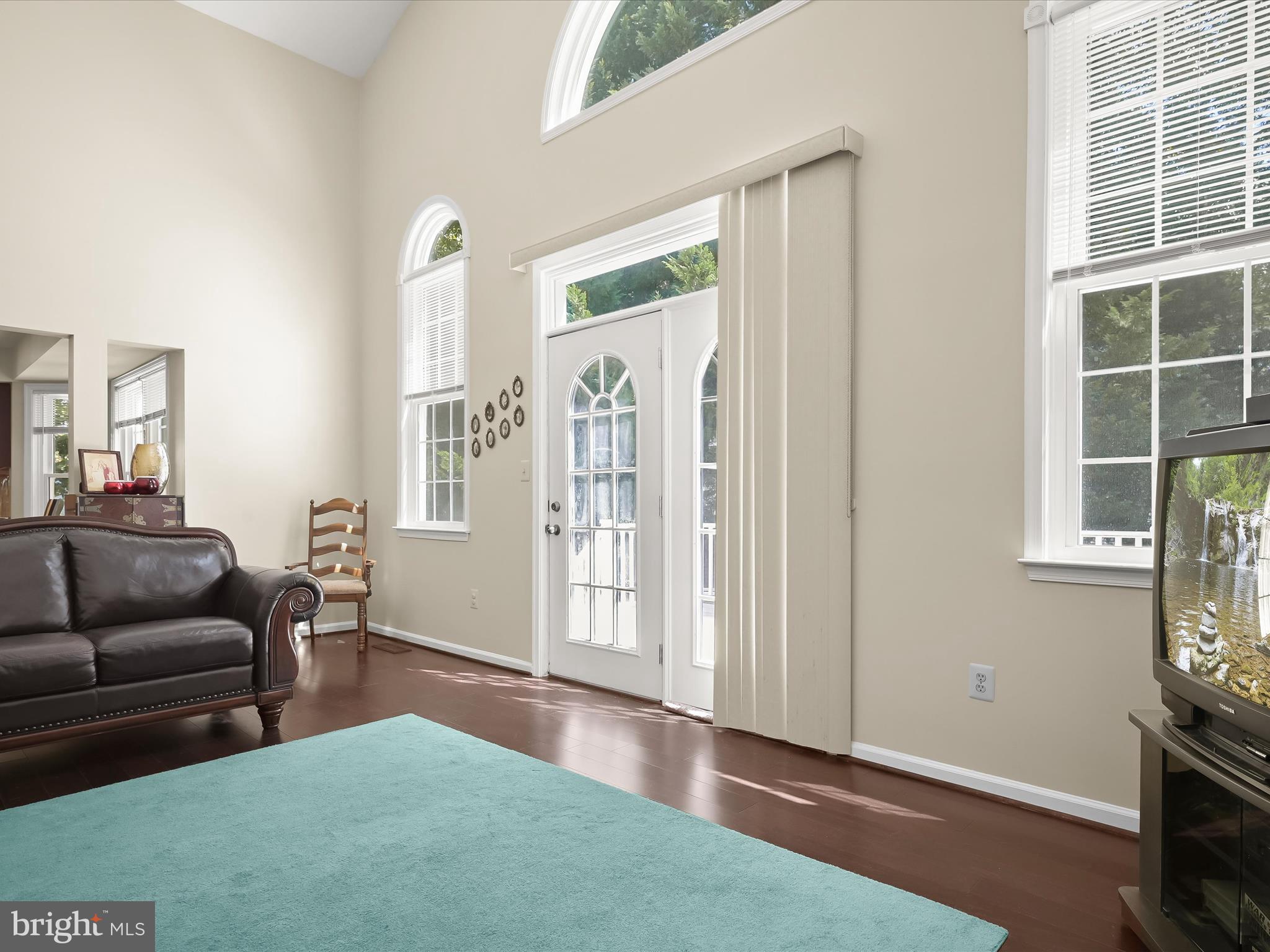 8526 Window Latch Way