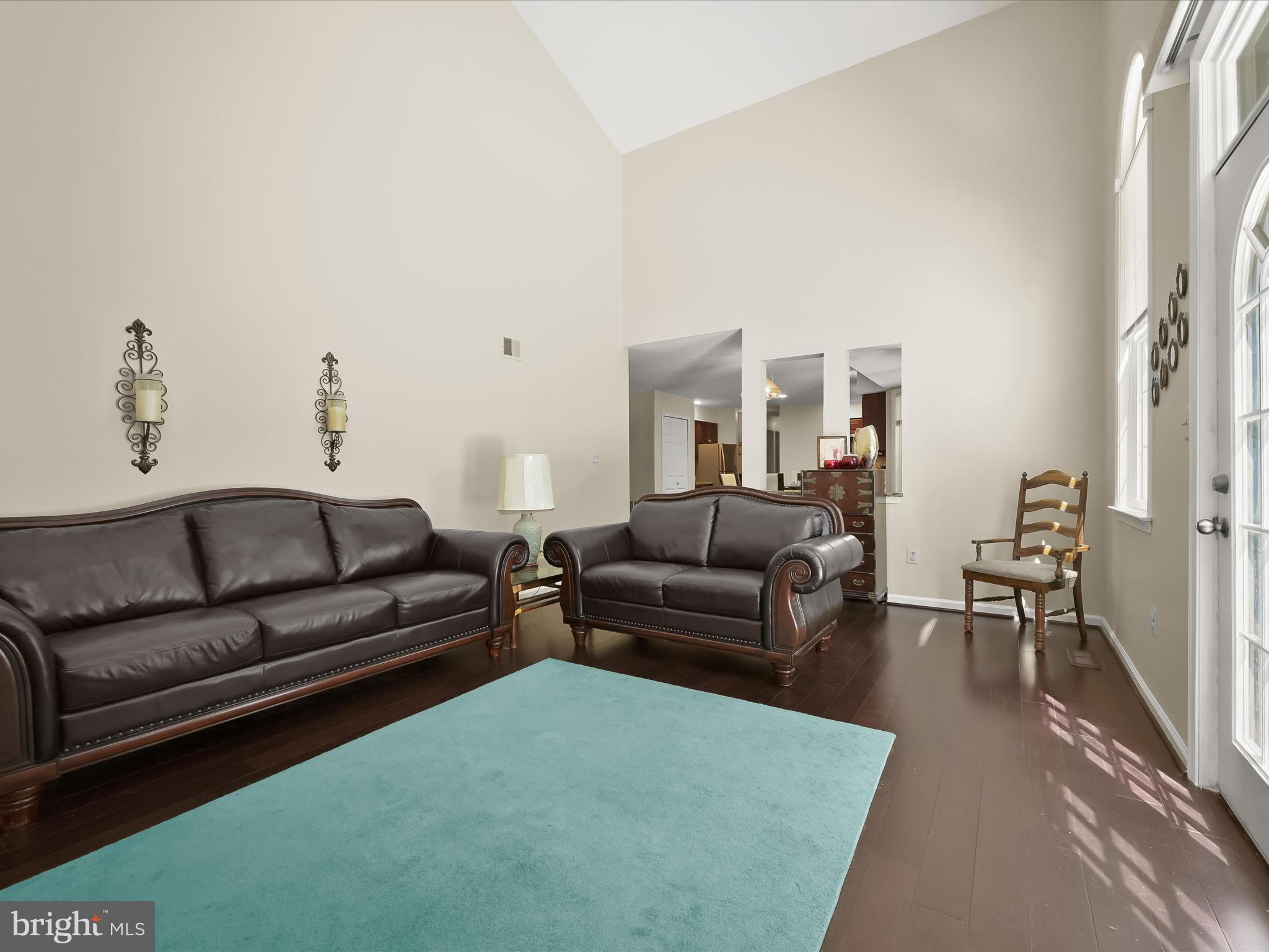 8526 Window Latch Way