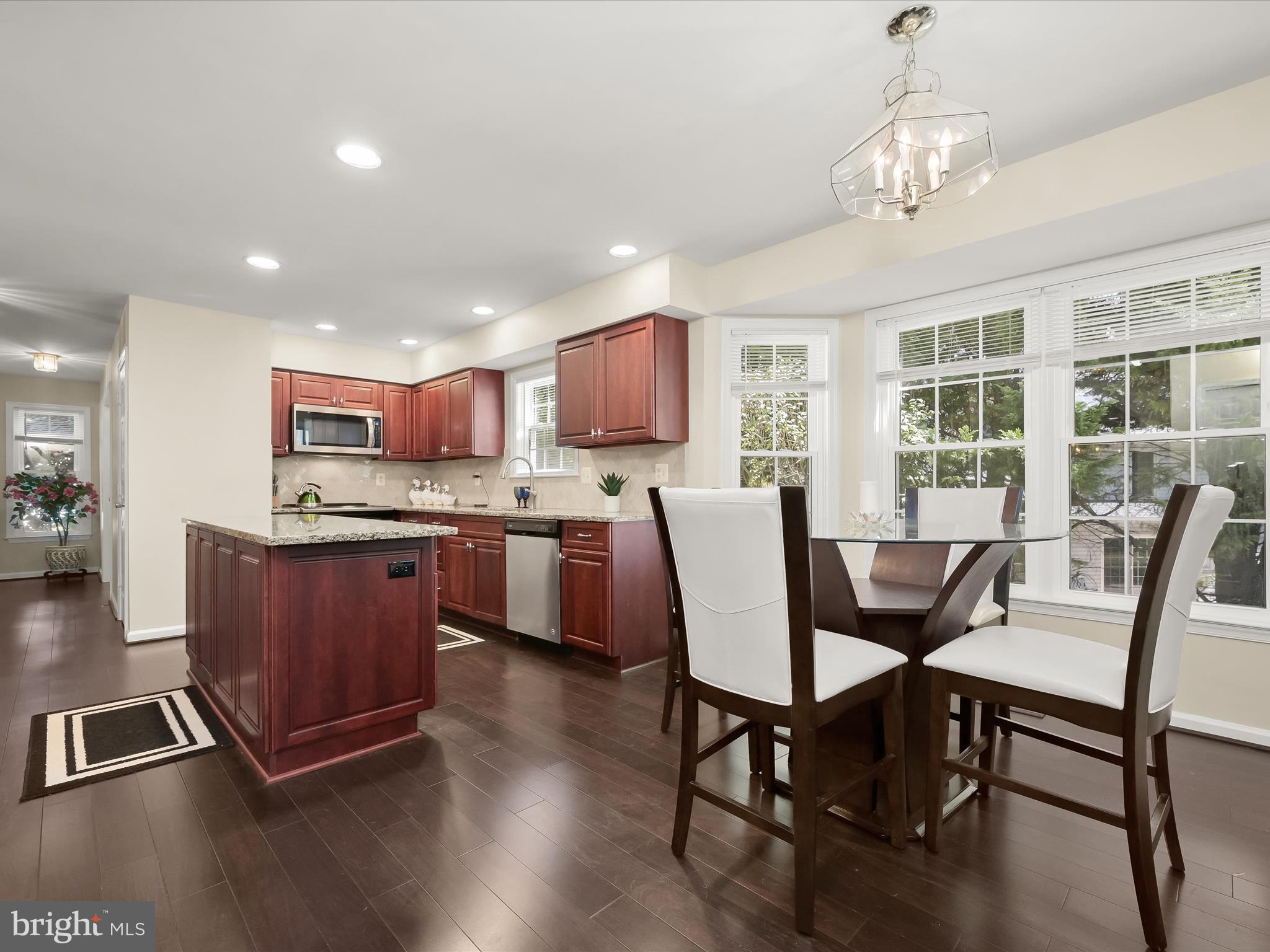 8526 Window Latch Way