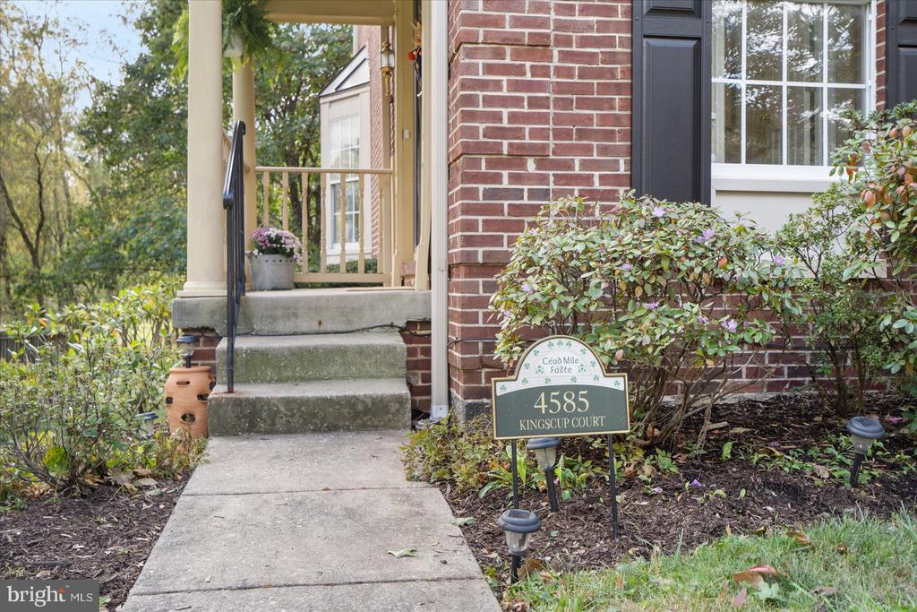 4585 Kingscup Ct