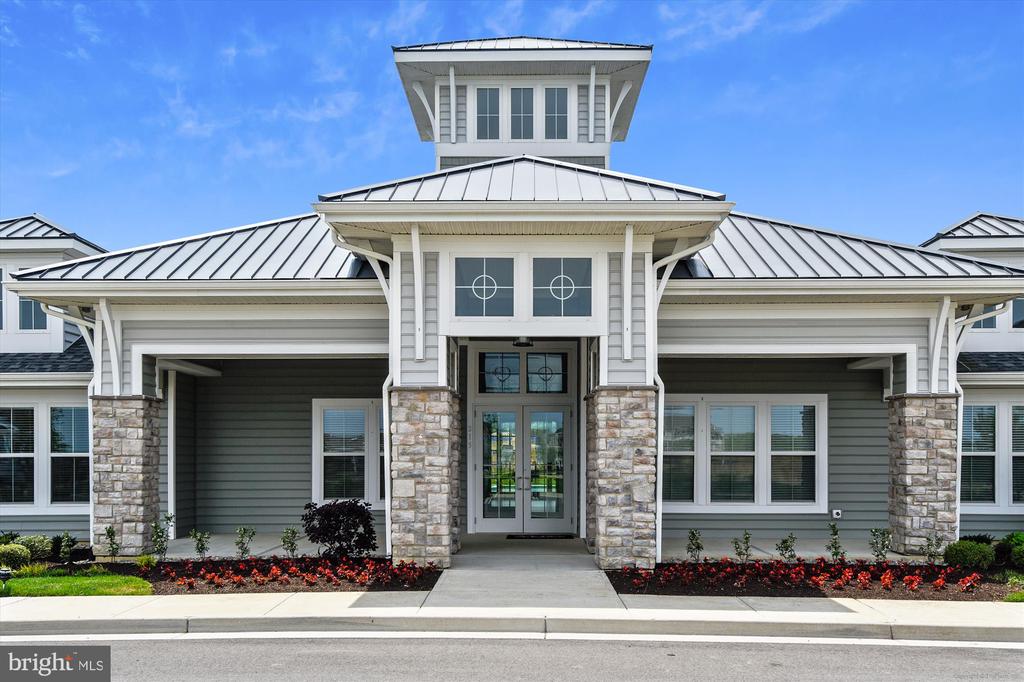 761 Moorings Cir