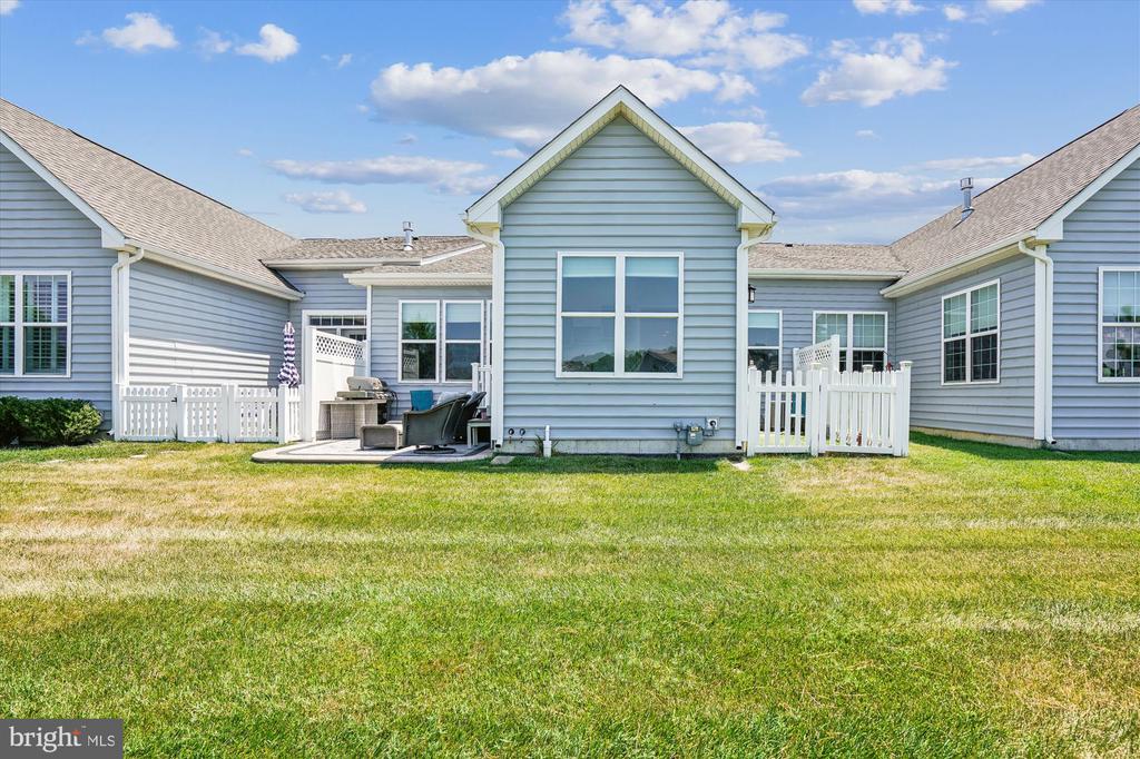 761 Moorings Cir
