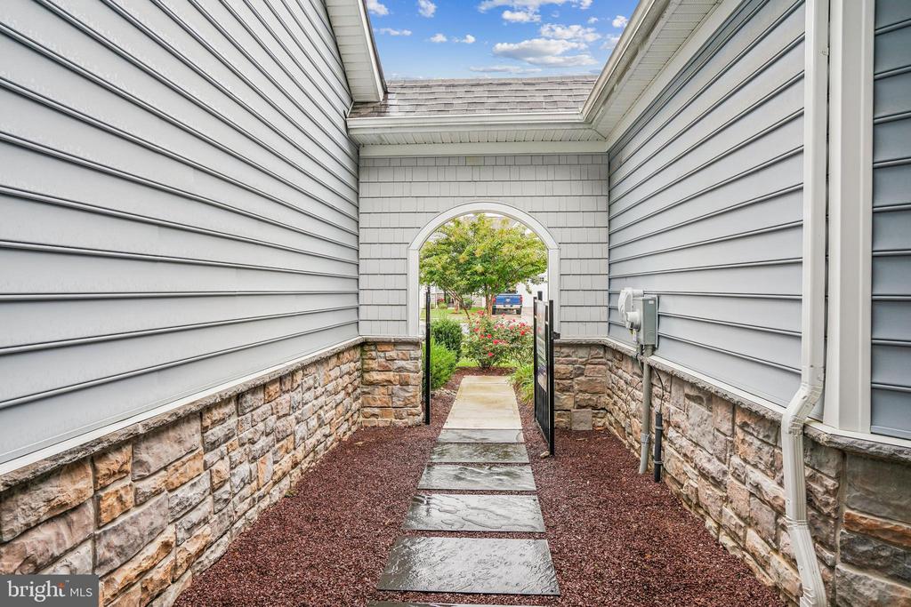 761 Moorings Cir