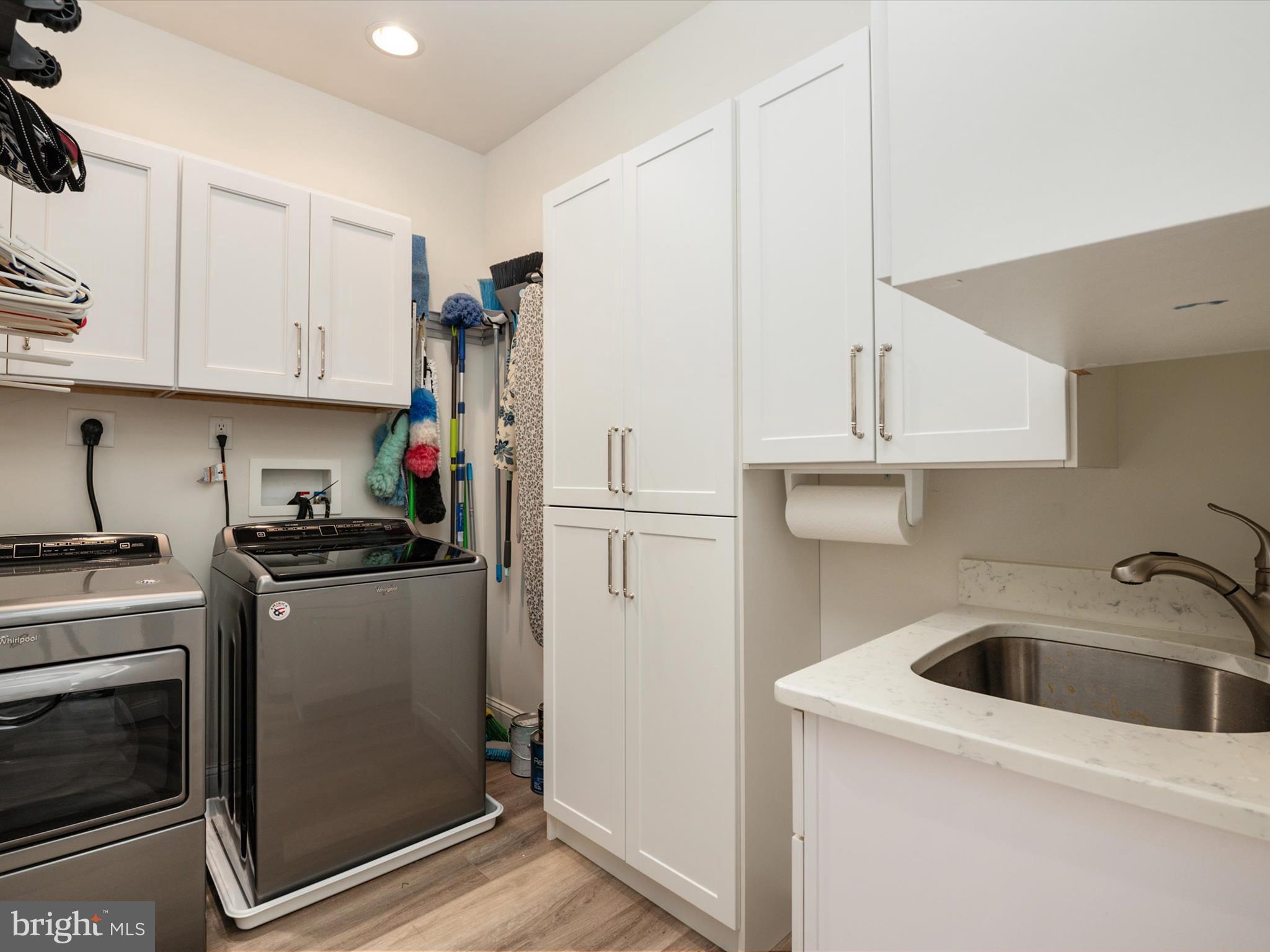 736 MOORINGS CIRCLE 35