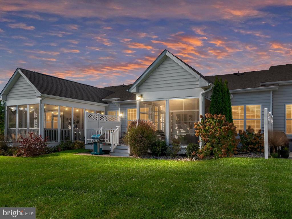 736 MOORINGS CIRCLE 35