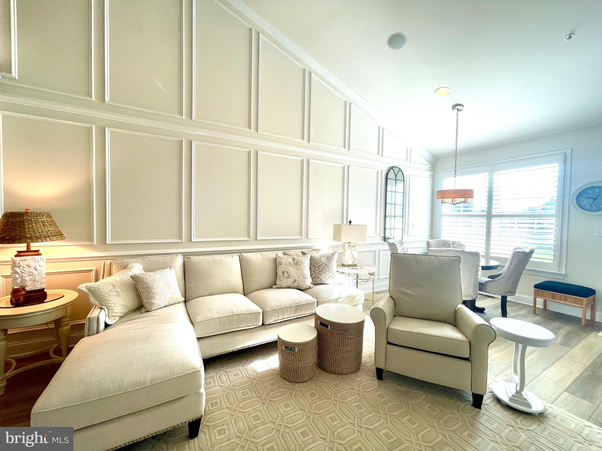 736 MOORINGS CIRCLE 35