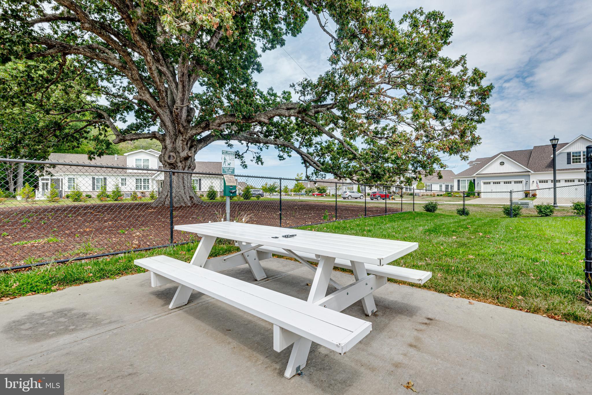 736 MOORINGS CIRCLE 35