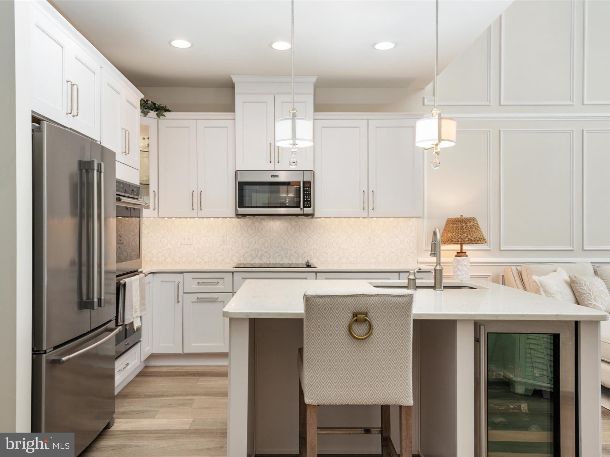 736 MOORINGS CIRCLE 35