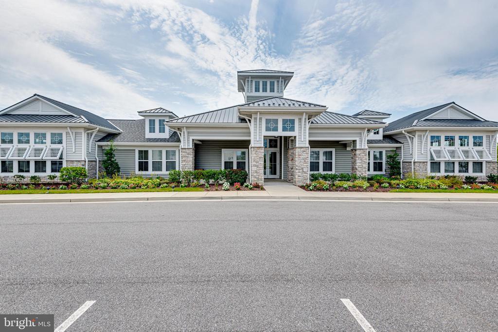 736 MOORINGS CIRCLE 35