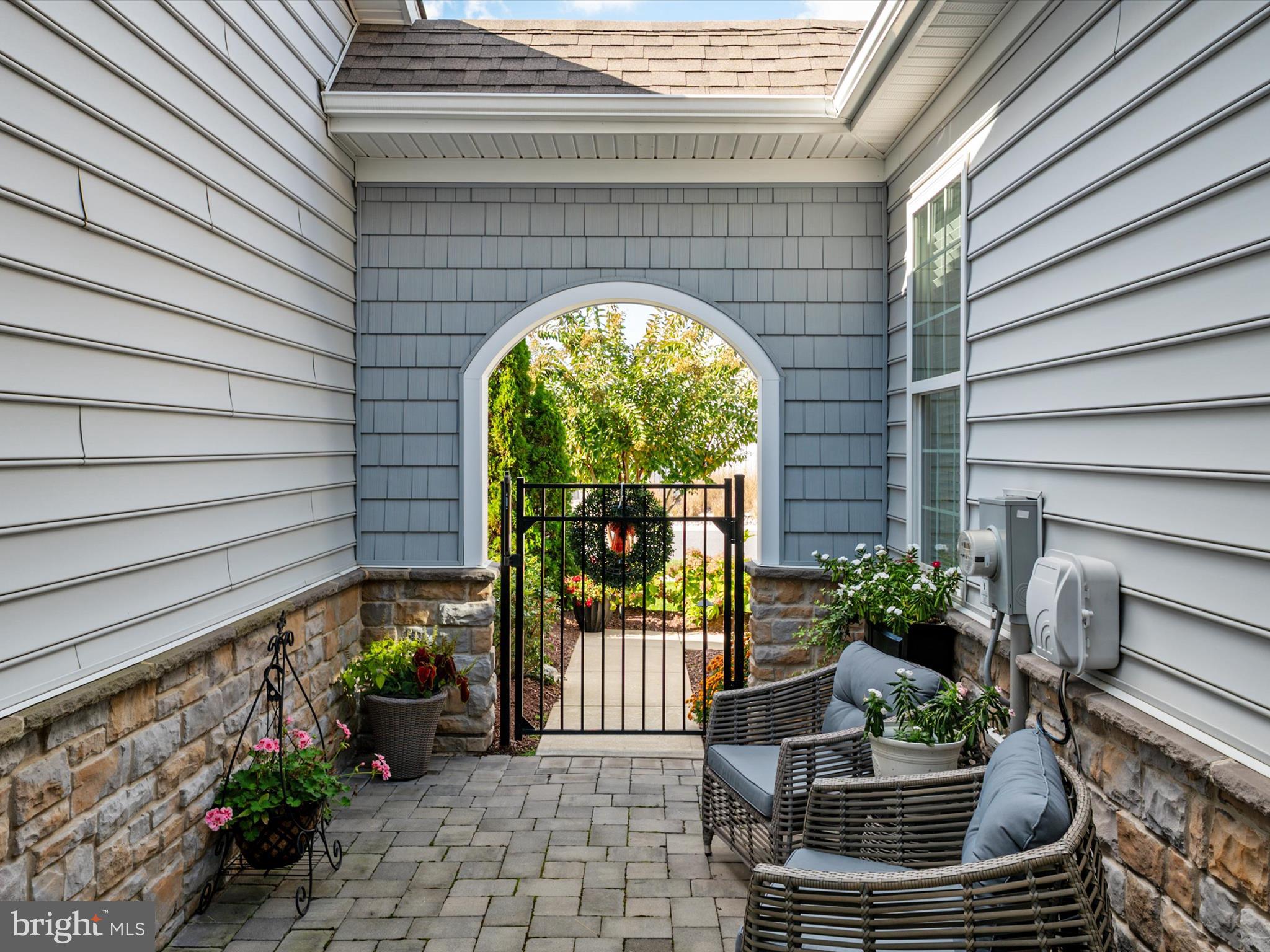 736 MOORINGS CIRCLE 35